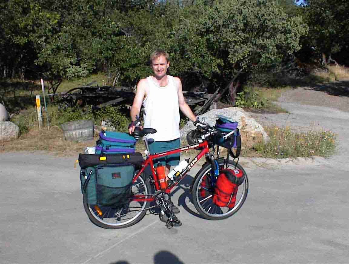 Chris Ready for Yosemite Climb.jpg (168958 bytes)